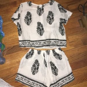NWOT matching shorts & crop top